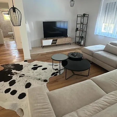 Villa Pazaric